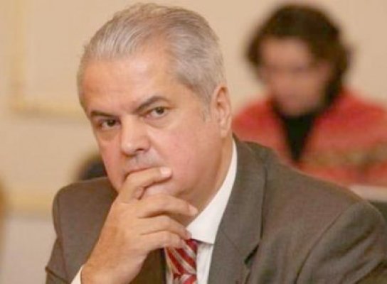 Adrian Năstase a primit aviz pentru eliberarea condiţionată din închisoare